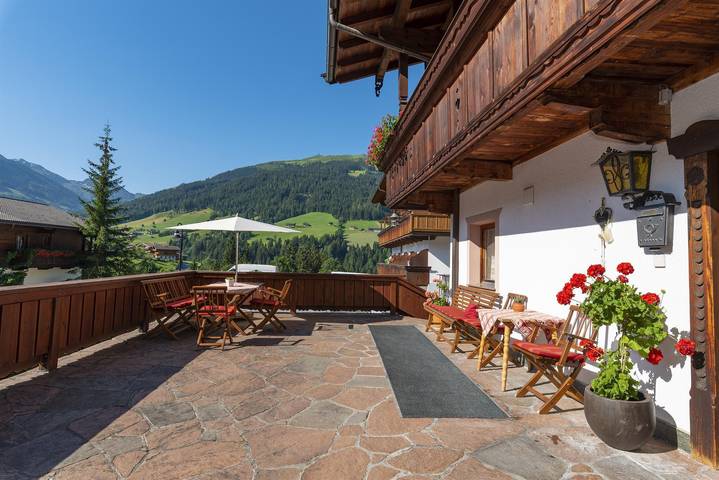 Pension für 2 Personen, mit Balkon und Terrasse sowie Garten und Ausblick in Alpbach - 2