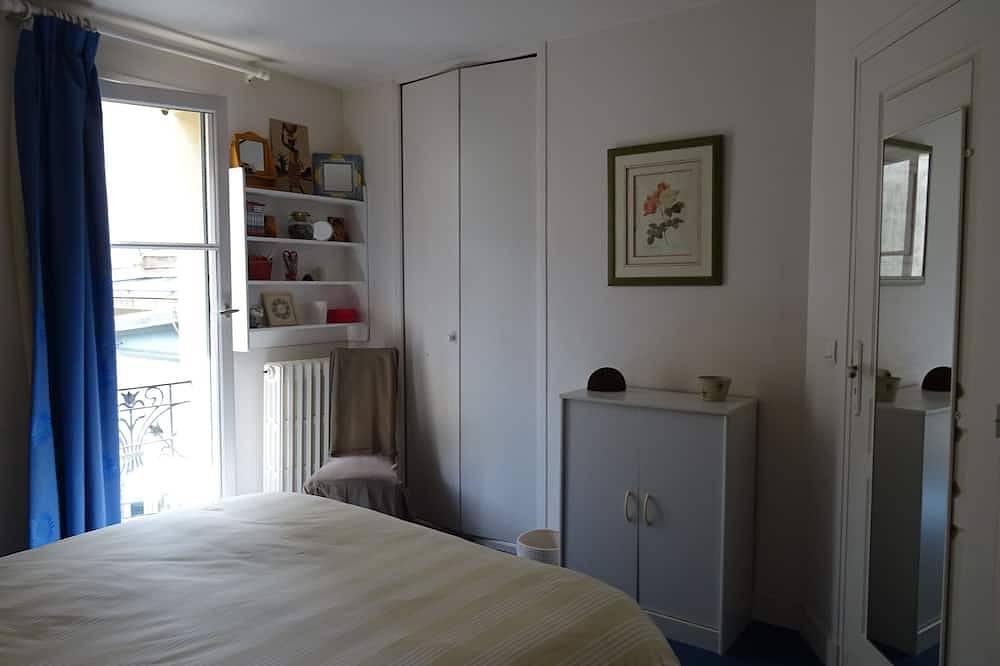 Maison de ville chaleureuse et très calme à 2 pas du Château de Versailles in Versailles, Yvelines