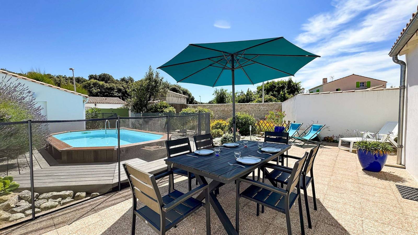 Apartamento vacacional entero, Charming house with enclosed garden and pool in Rivedoux-Plage, Isla de Ré