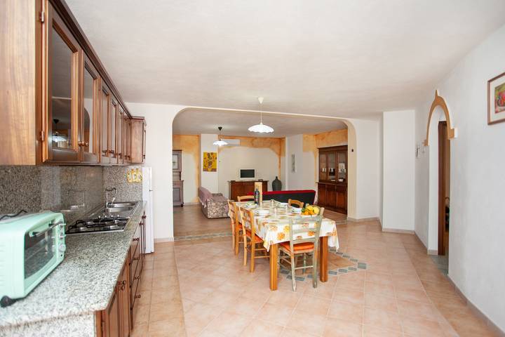 Entire apartment, Apartment "Acacia" with Terraces & Wi-Fi in Sos Alinos, Orosei