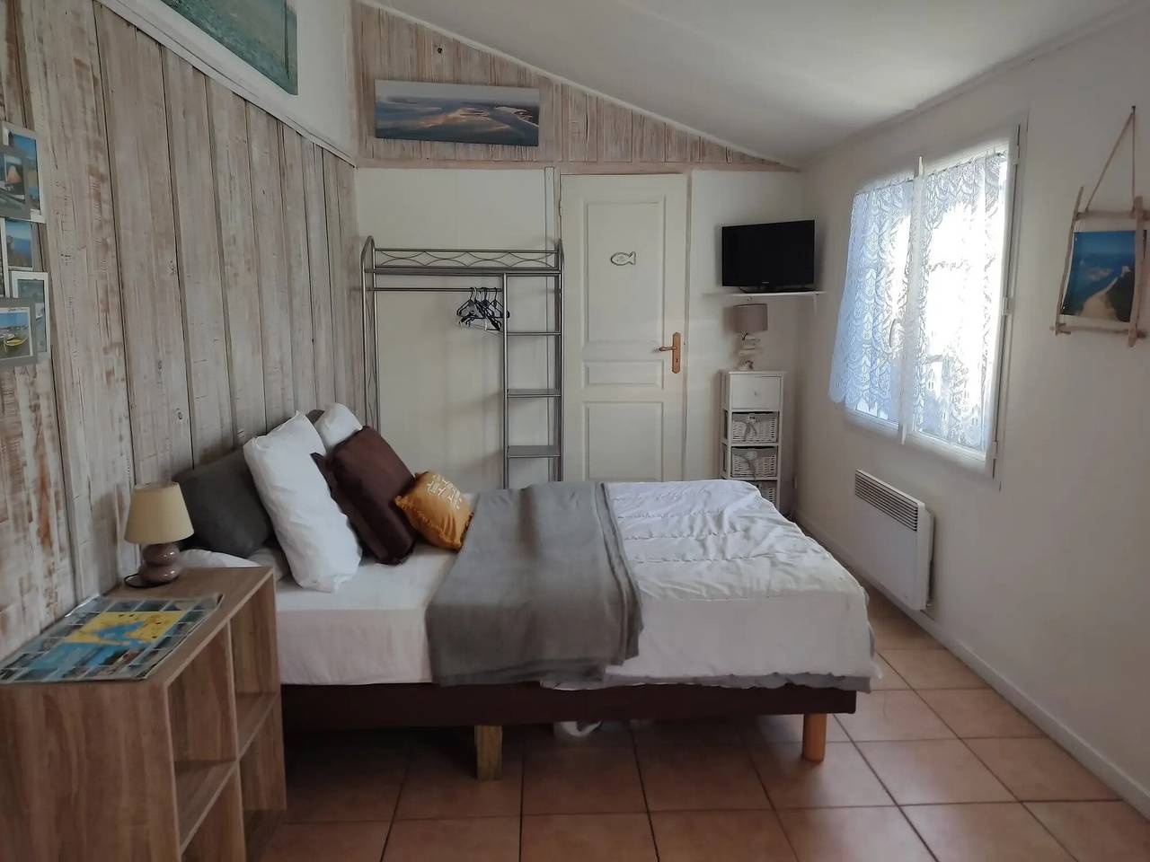 Estudio entero, Les Cigales du Bassin en Gujan-Mestras: jardín privado, mascotas bienvenidas y Wi-Fi in Gujan-Mestras, Region de Arcachon