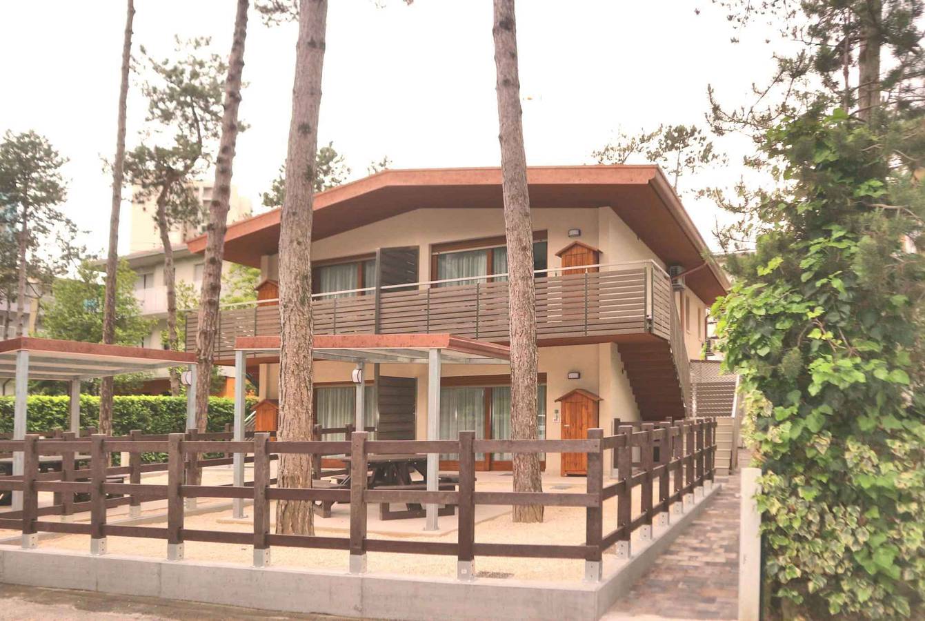 Appartamento intero, Appartamento con aria condizionata e balcone  in Lignano Pineta, Lignano Sabbiadoro