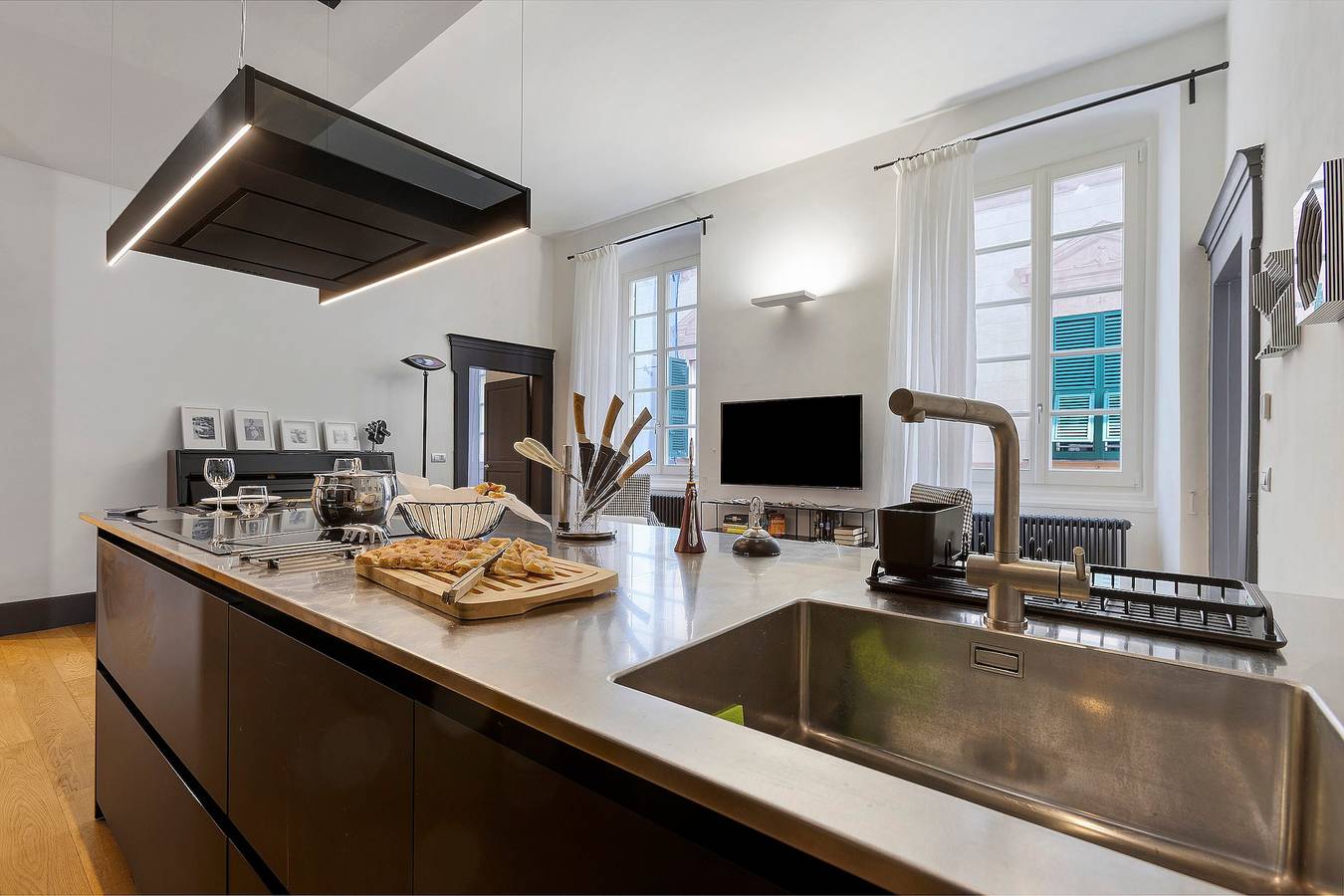 Apartamento entero, Centro histórico, elegante apartamento 'C123 Luxury' con Wi-Fi y aire acondicionado in Chiavari, Riviera di Levante