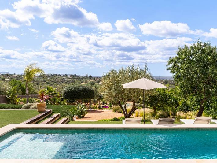 Casa espaciosa con piscina privada y aire acondicionado en Pòrtol in Portol, Marrachí