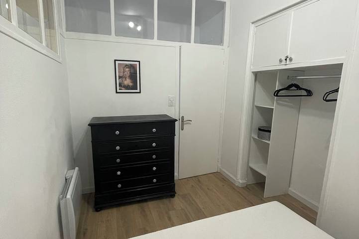 Ganze Wohnung, T2 Rénové Hyper Centre, à 50 m de la Cathédrale in Rodez, Aveyron