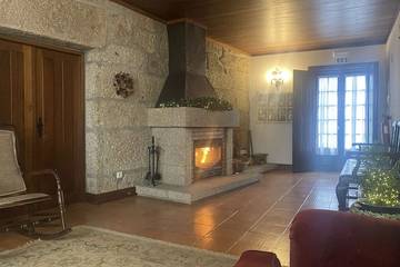 Gîte pour 23 personnes, avec jardin ainsi que balcon et jacuzzi dans Rio de Moinhos (Porto)