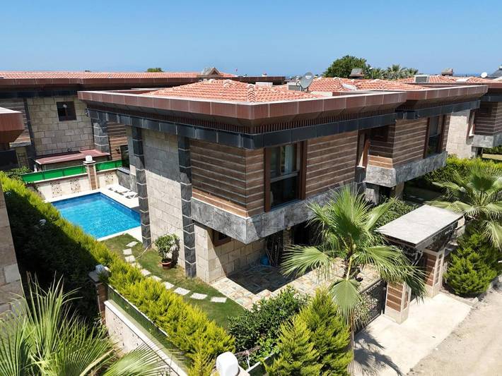 Villa für 8 Personen, mit Pool und Garten in Kusadasi