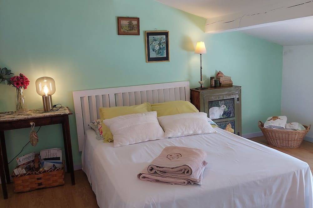 Ideaal gezin, villa in de Provence, Uzès, zwembad, mini-park voor kinderen in Saint-Victor-des-Oules, Nimes en omgeving
