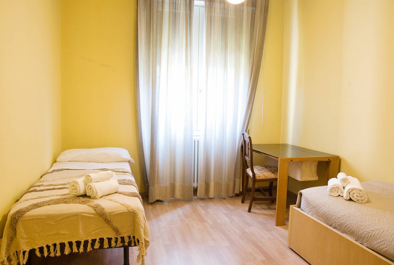 Geheel appartement, Guzzi Lovers: La vacanza perfetta a Mandello in Mandello del Lario, Westelijke Bergamo-Alpen