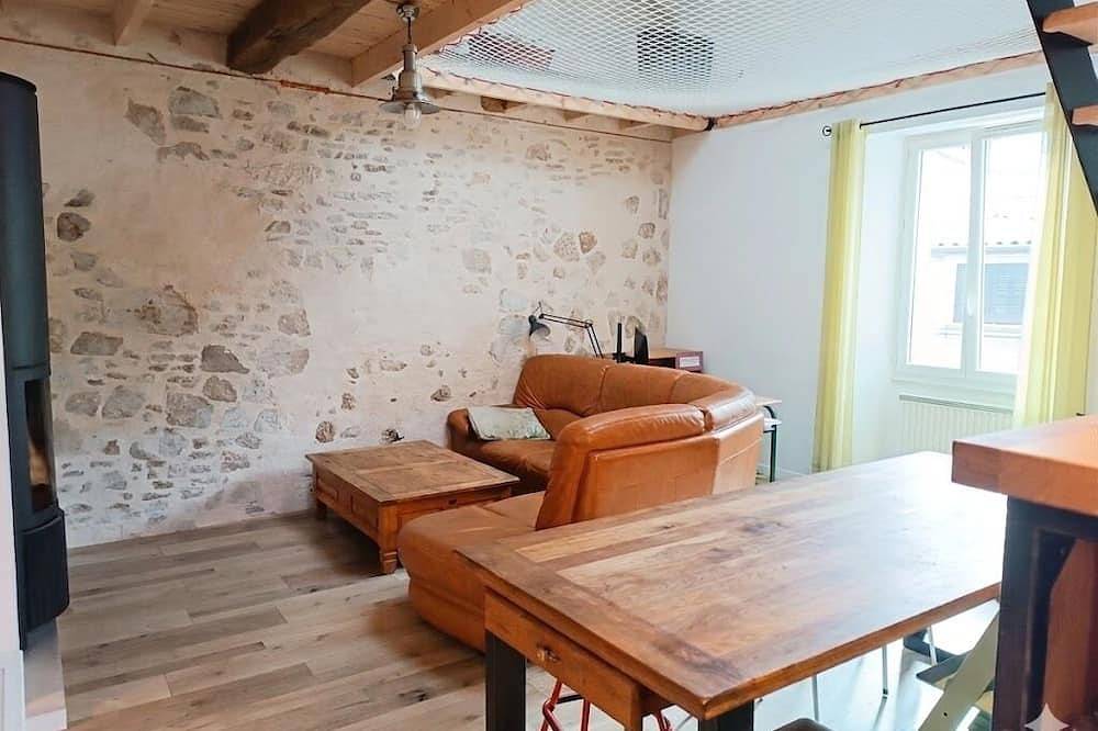 Ganze Wohnung, Duplex with a net in Saint-Vallier-de-Thiey, Cannes und Umgebung