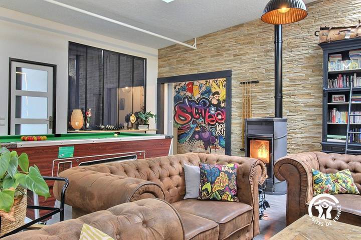 Gîte pour 12 personnes, avec Jacuzzi et Terrasse ainsi que Jardin et Piscine à Brech - 3