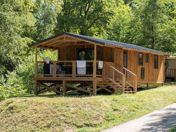 Location de vacances pour 5 personnes, avec terrasse ainsi que piscine et bassin pour enfant, animaux acceptés à Treignac - 2