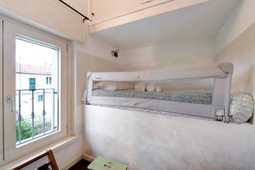 Villa pour 8 Personnes dans San Felice del Benaco, Lac de Garde, Photo 1