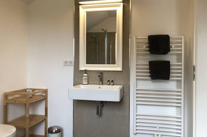 Ganze Wohnung, Elegantes Messe-Apartment im Hofgut Angerland in Ratingen, Kreis Mettmann