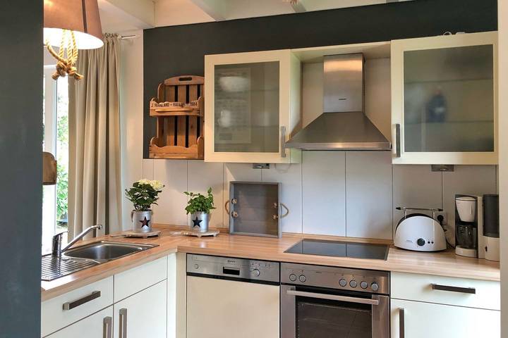 Ferienhaus für 6 Personen, mit Balkon und Sauna sowie Whirlpool in Wangerland - 4