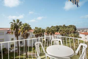Apartamento De Férias para 6 Pessoas em Portimão, Distrito de Faro, Foto 1
