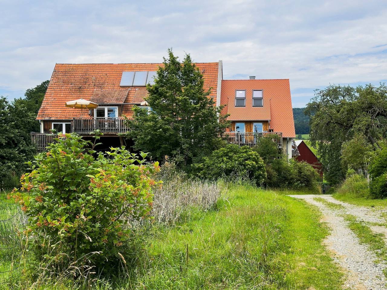 Ganze Wohnung, 'Die Mittlere Ferienwohnung, 45qm' mit großem Südbalkon in Deggenhausertal, Region Bodensee-Oberschwaben
