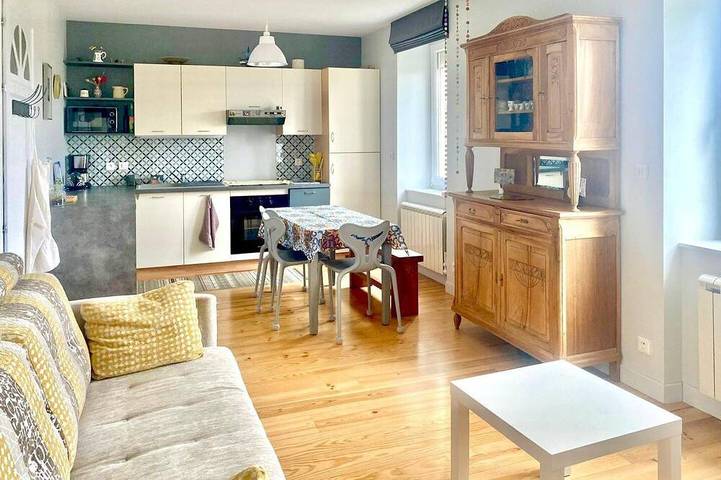 Entire apartment, Le Petit Chambonnais, Comfort and Tranquility in Le Chambon-sur-Lignon, Mézenc