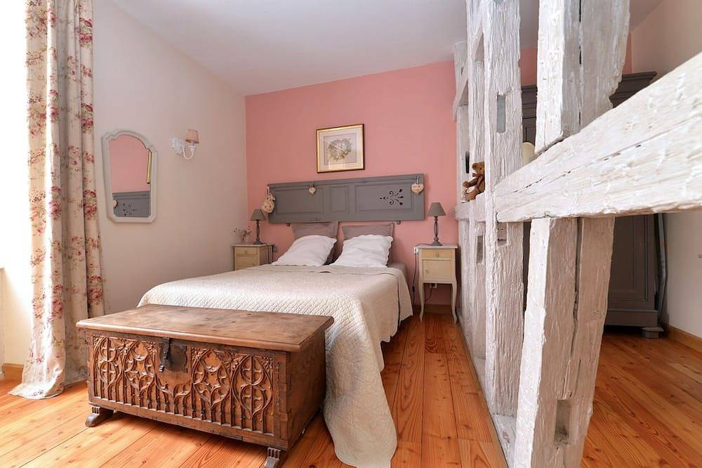 Appartement entier, Appartement récent, totalement équipé, dans Maison de caractère , Centre Ville in Colmar, Région de Colmar