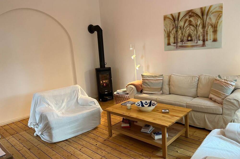 Ganze Wohnung, L' Extravagante im Garten von Schloss Schmidtheim - 4-Bett-Ferienwohnung in Schmidtheim, Dahlem