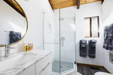 Log Cabin for 4 Guests in Idyllwild, Riverside County, Picture 1