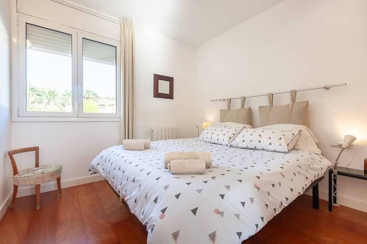 Ganze Wohnung, Geräumige und helle Designerwohnung neben Playa Larga in Cala Romana, Tarragona