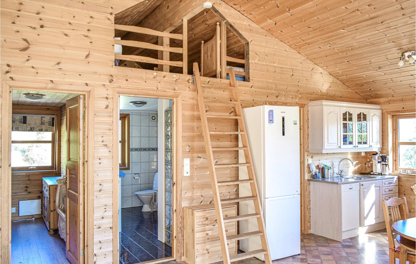 Ferienhaus für 6 Personen mit Terrasse in Os