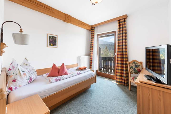 Ferienwohnung, mit Garten und Sauna in Weststeiermark