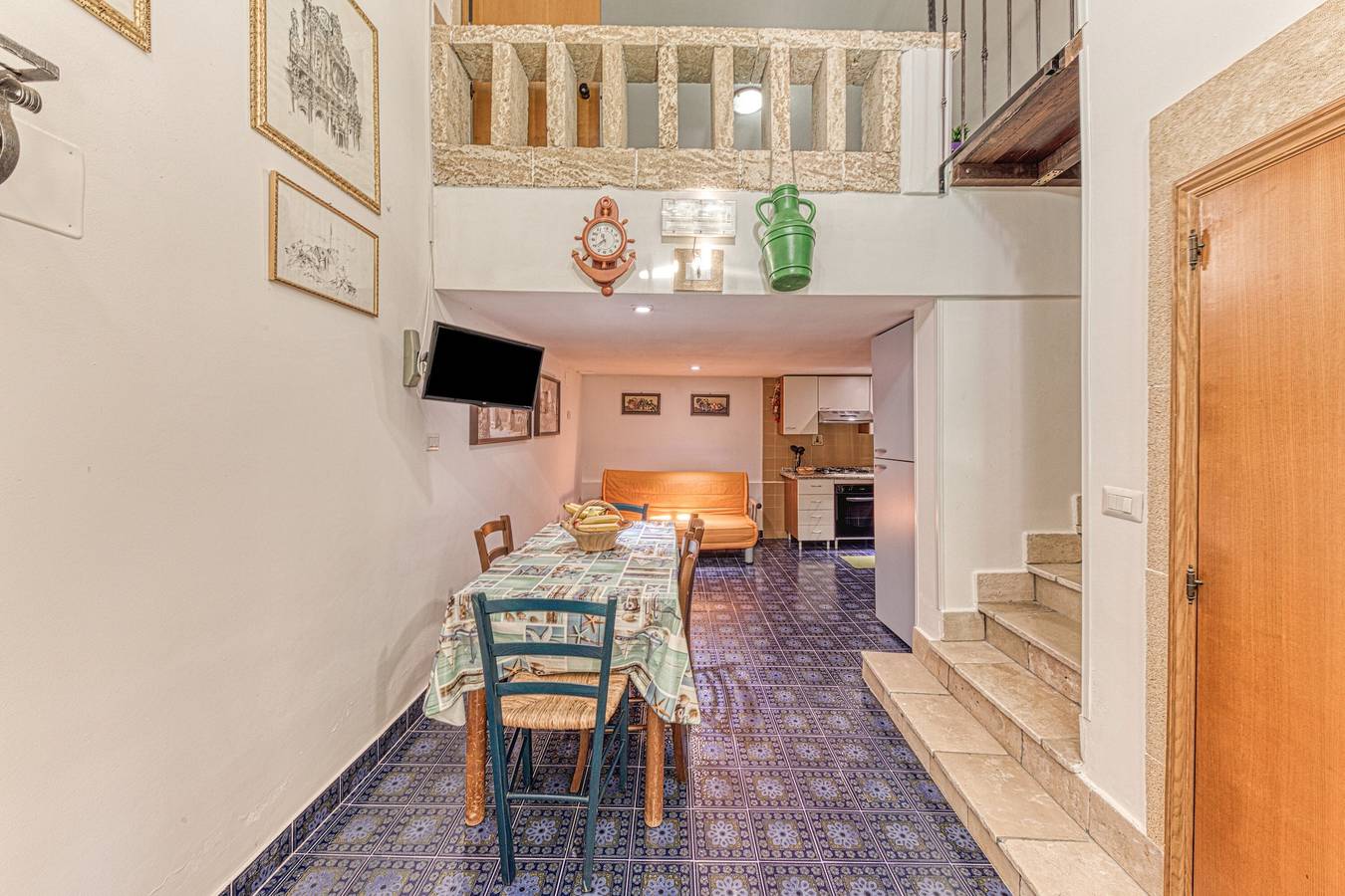 Maison de vacances Casale Lucia avec vue mer, jardin et Wi-Fi in Torre Pali, Salve