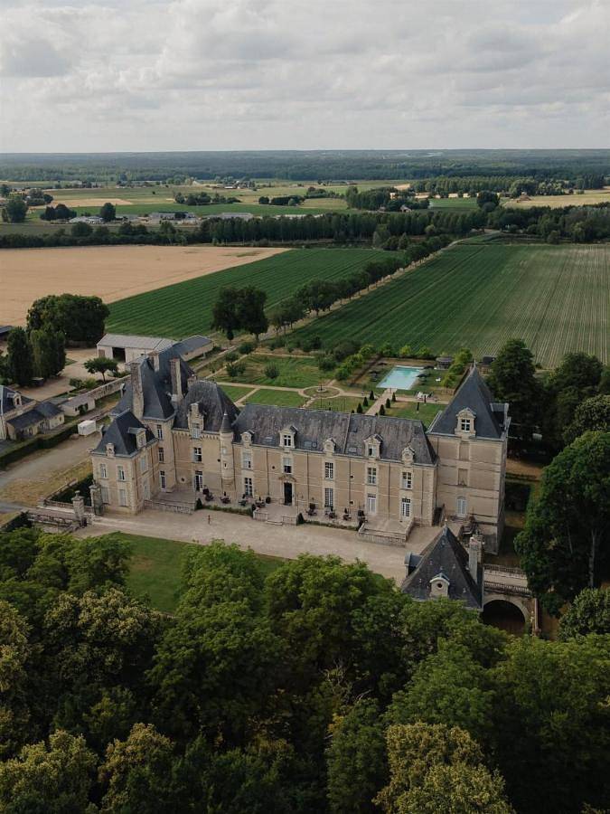 Chateau De Jalesnes in Vernantes, Vallée de la Loire