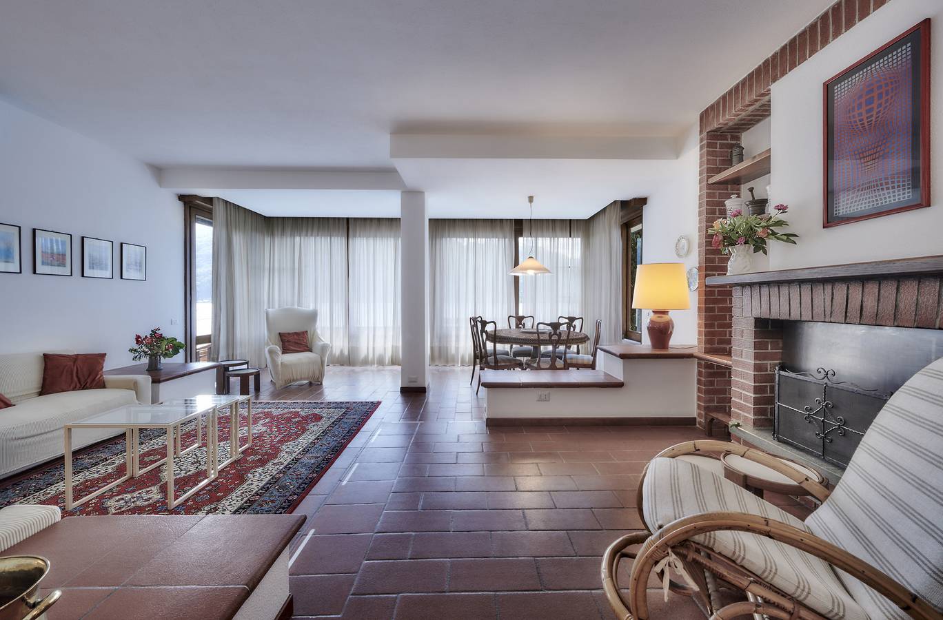 Villa 'Rosa' with Lake View, Wi-Fi and Air Conditioning in Lierna, Prealpi Bergamasche Occidentali