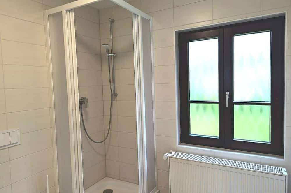 Bungalow Haus D - Schullandheim in Tollensesee, Neubrandenburg