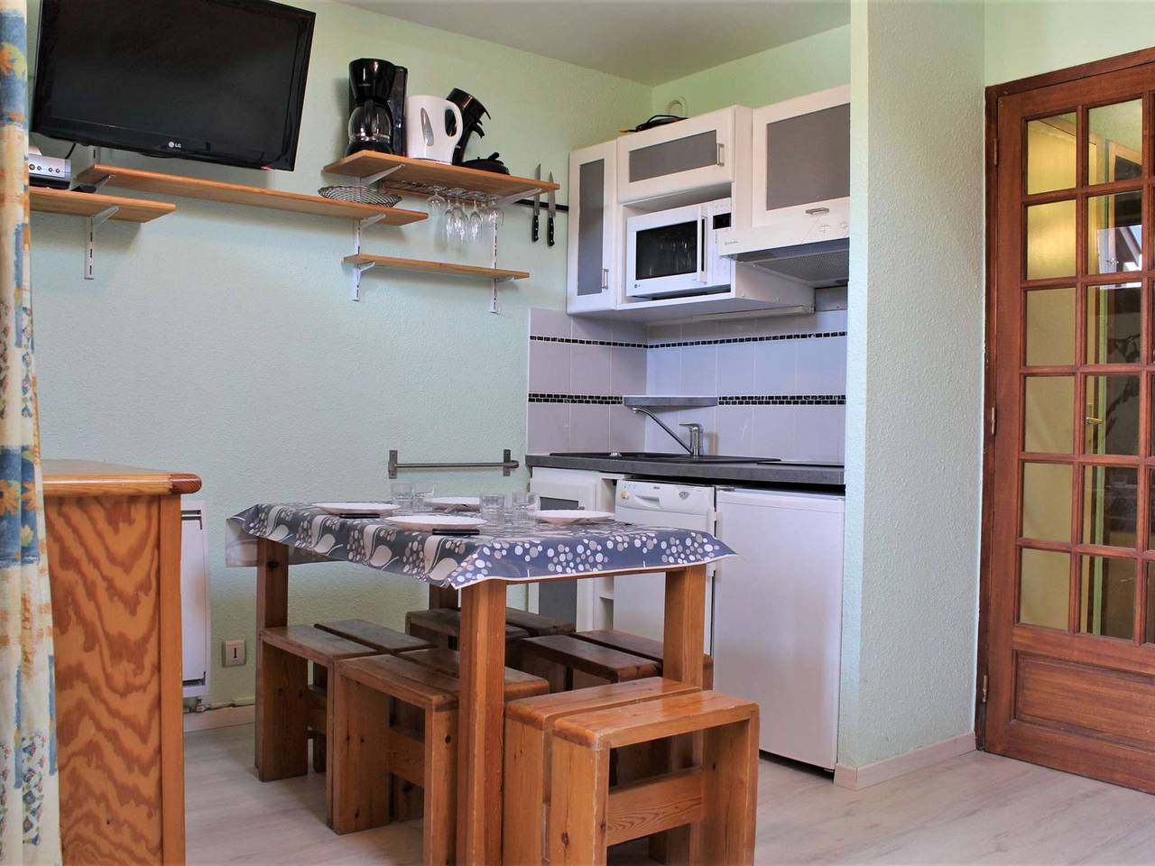Apartamento entero, Apartamento 2 piezas 4 plazas - Al pie de pistas, piscina en verano in Station de Risoul, Risoul