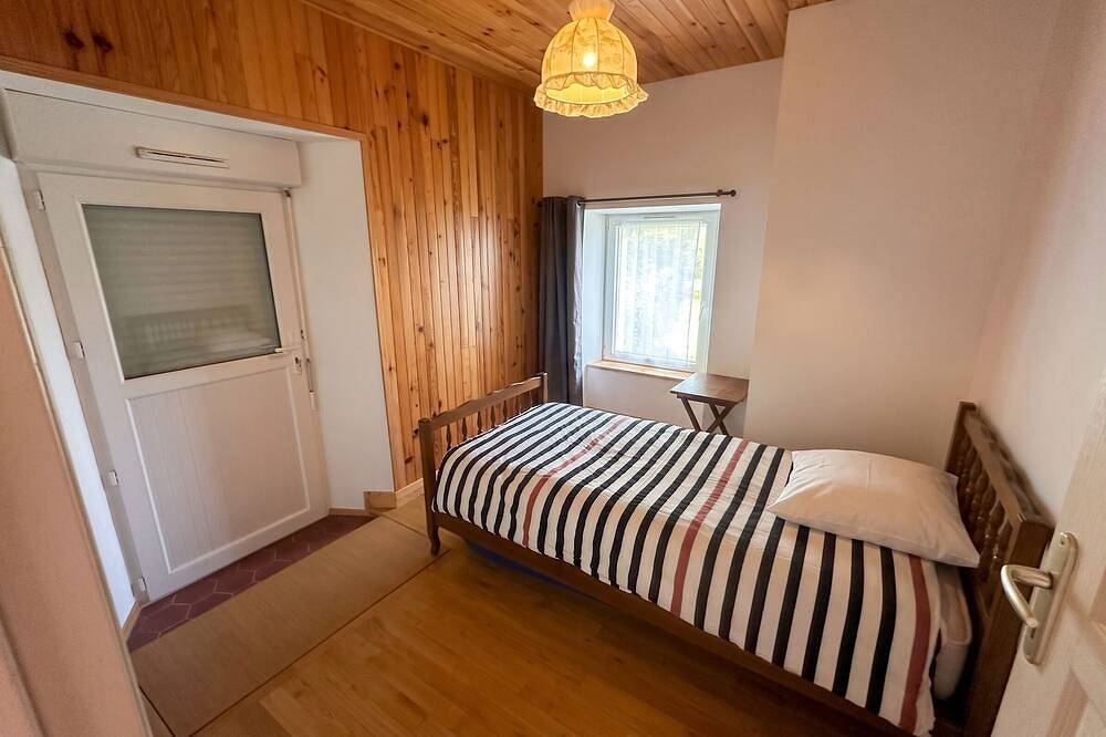 Homerez - Haus in Saint-Gènes-Champespe in Saint-Genès-Champespe, Regionaler Naturpark Volcans d'Auvergne