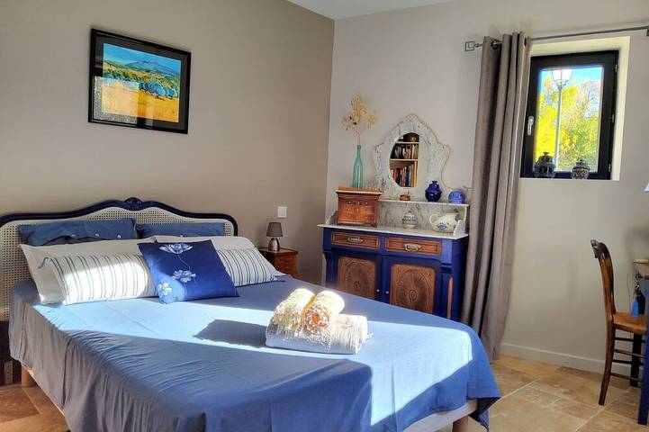 Location de vacances pour 6 personnes, avec terrasse à Eygaliers - 4