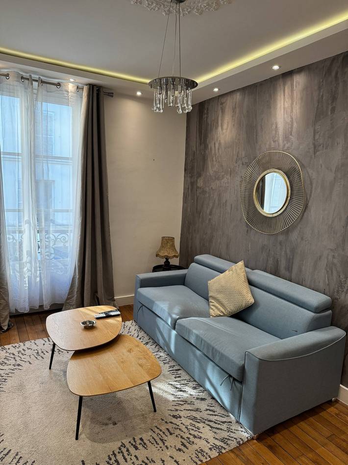 Apartamento entero, Apartamento entre el Arco del Triunfo y el Sagrado Corazón in París, Isla de Francia