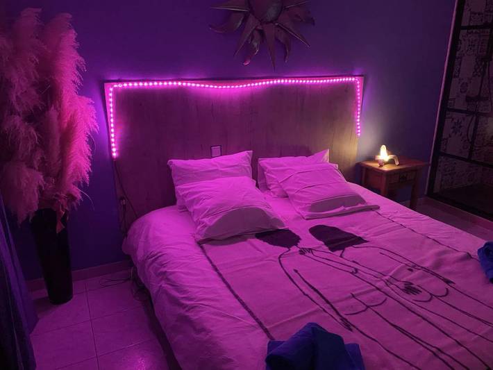 Hôtel pour 2 personnes, avec jacuzzi ainsi que sauna et jardin à Foissac