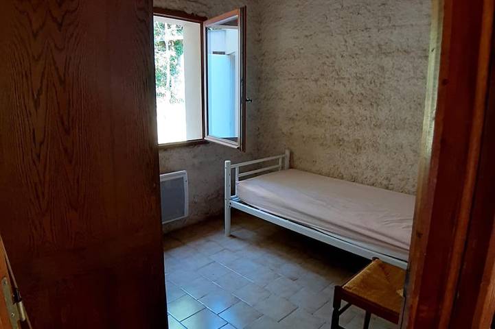 Location de vacances pour 4 personnes, avec jardin à Thoiras - 3