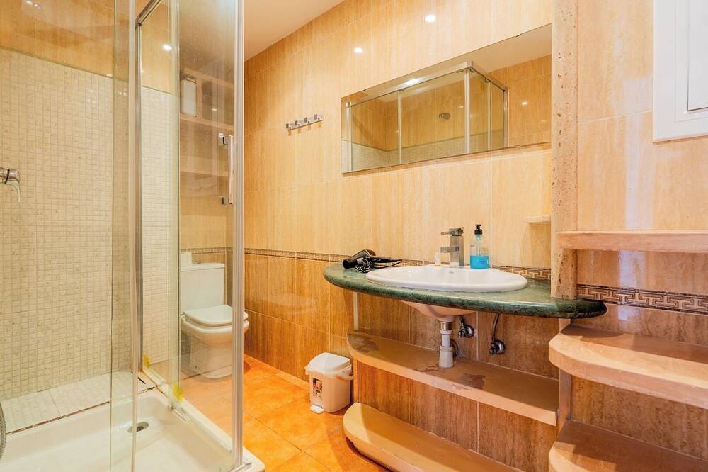 Ganze Wohnung, Penthouse with terrace and sea views in Playa Puebla de Farnals, la Pobla de Farnals