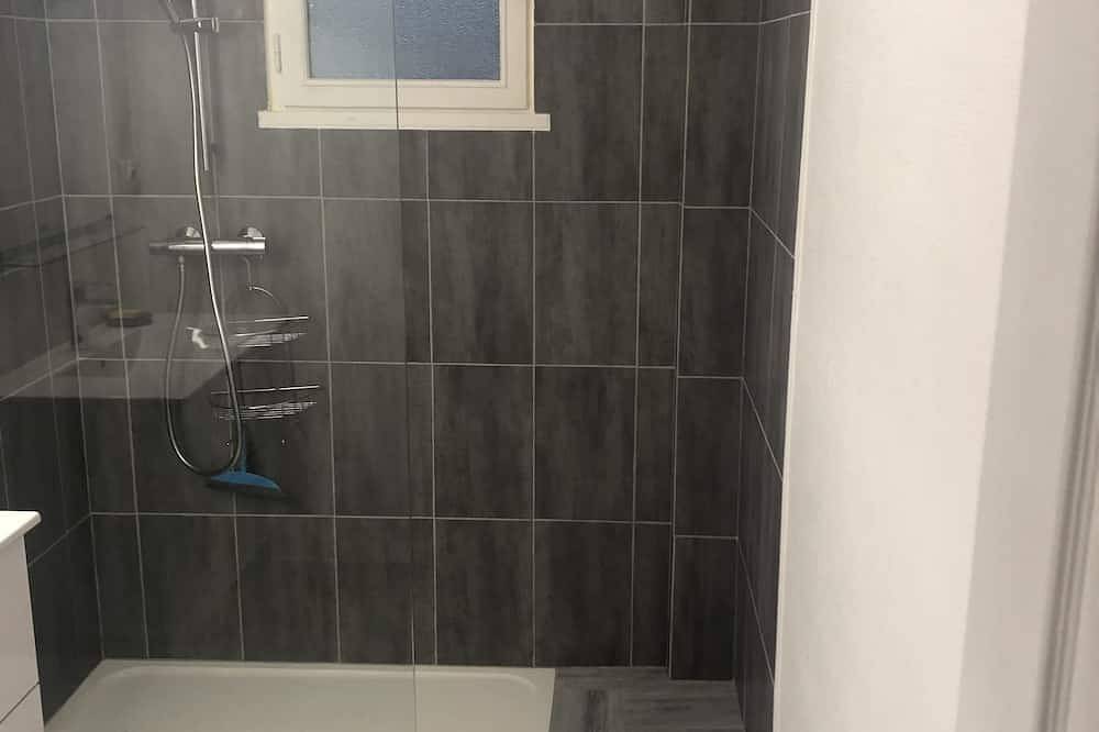 Appartement entier, Maison familliale pour les vacances et le repos in Eccica-Suarella, Région d'Ajaccio