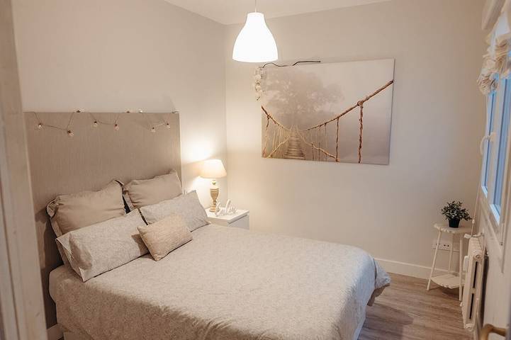 Ganze Wohnung, Duplex in der Gran Via, Garage und WIFI in Logroño, La Rioja Provinz