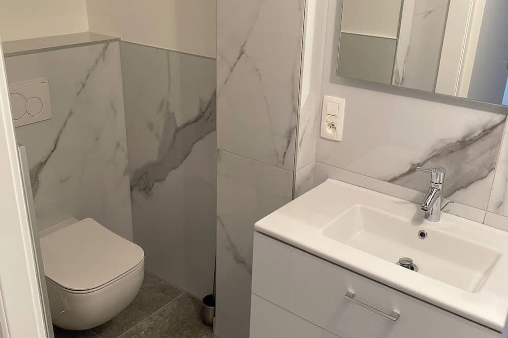 Appartement entier, Appartement Neuf en Rdj - Avec superbe vue sur le lac d'Annecy 🤩 in Menthon-Saint-Bernard, Région d'Annecy