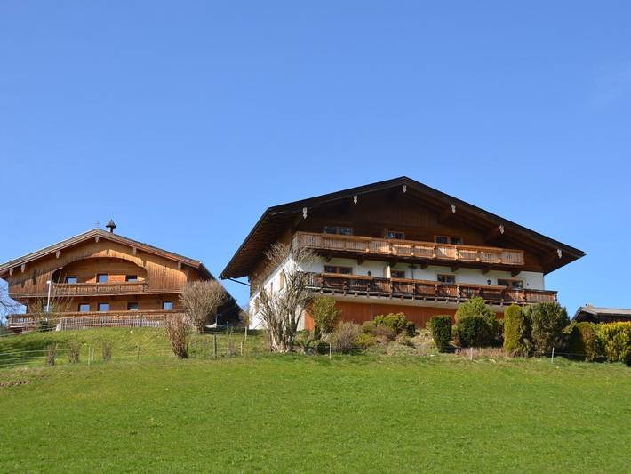 Bauernhof für 4 Personen, mit Balkon und Garten
