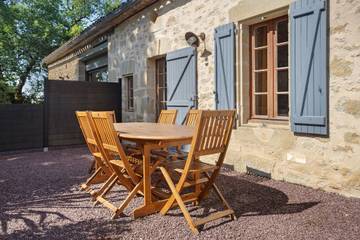 Location De Vacances pour 6 Personnes dans Sérignac-Péboudou, Région de Villeneuve-sur-Lot, Photo 4