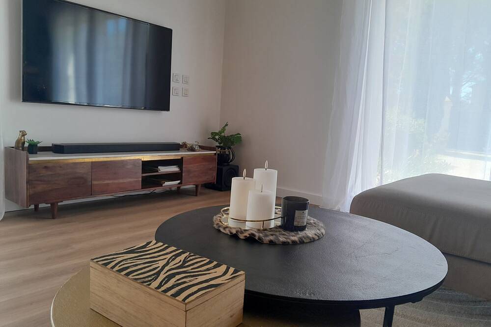 🌿 contemporary villa between Marseille and Cassis @🌿 🌴⛱️🌴 in Marseille, Mediterranean Coast (France)