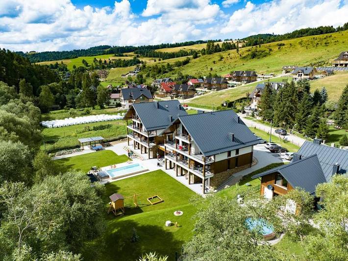 Apartament wakacyjny dla 2 osób, z Balkon i Jacuzzi oraz Taras i Ogród w Jaworki