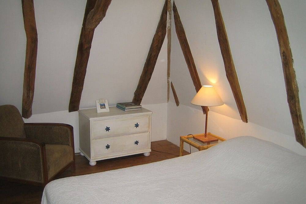 Im Herzen des Périgord Noir, einem alten Bauernhof aus dem 18. Jahrhundert mit völliger Unabhängigkeit in Thenon, Périgord Noir