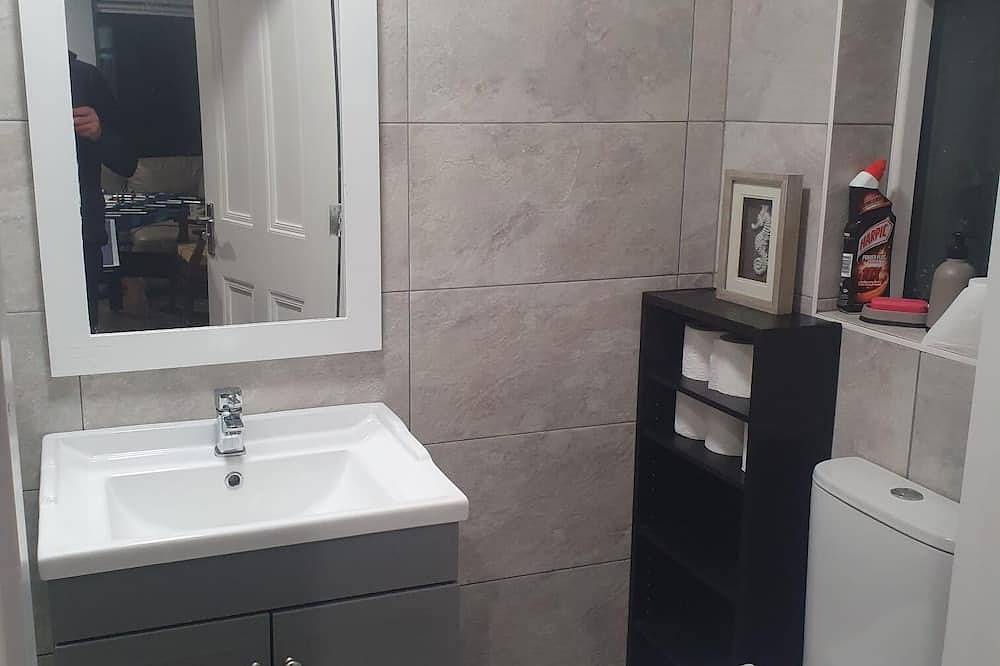 Tranquil countryside farmhouse stay in County Tipperary