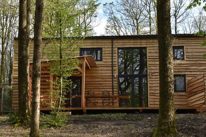 Maison de campagne pour 6 personnes, avec jardin et vue dans Senzeille