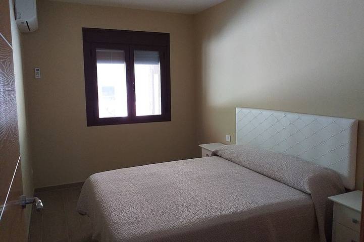 Gîte pour 11 personnes, avec jardin ainsi que jacuzzi et balcon à Candeleda - 2